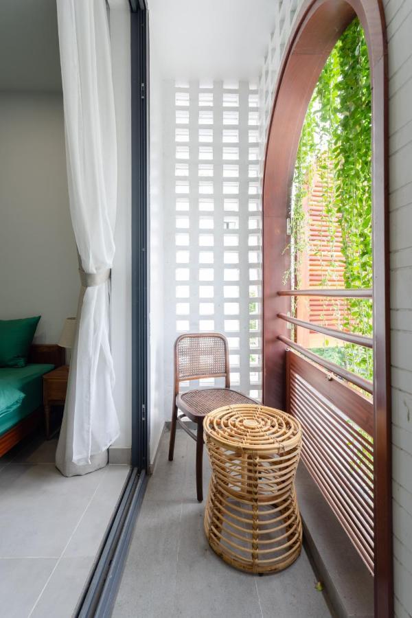 Отель Joohouse Lux Хошимин Экстерьер фото