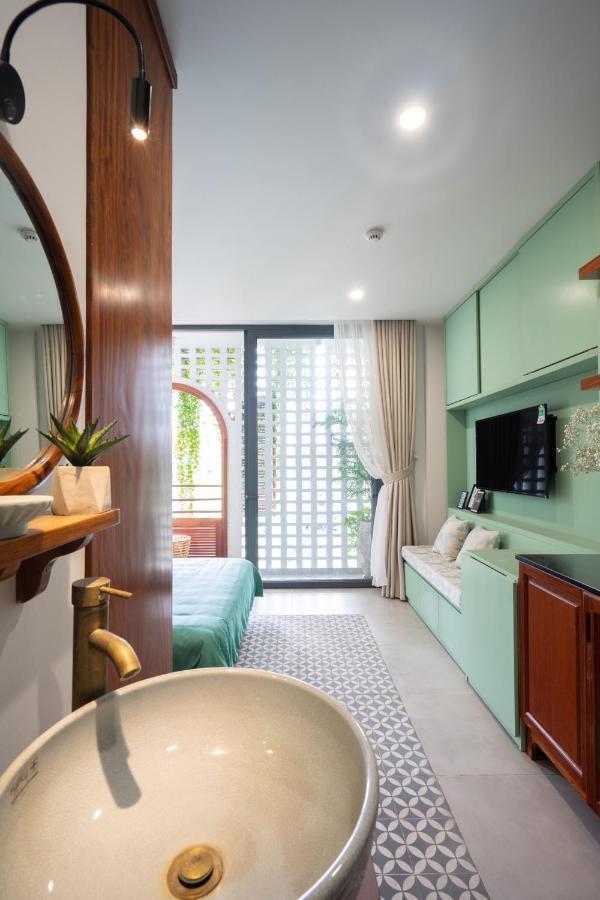 Отель Joohouse Lux Хошимин Экстерьер фото